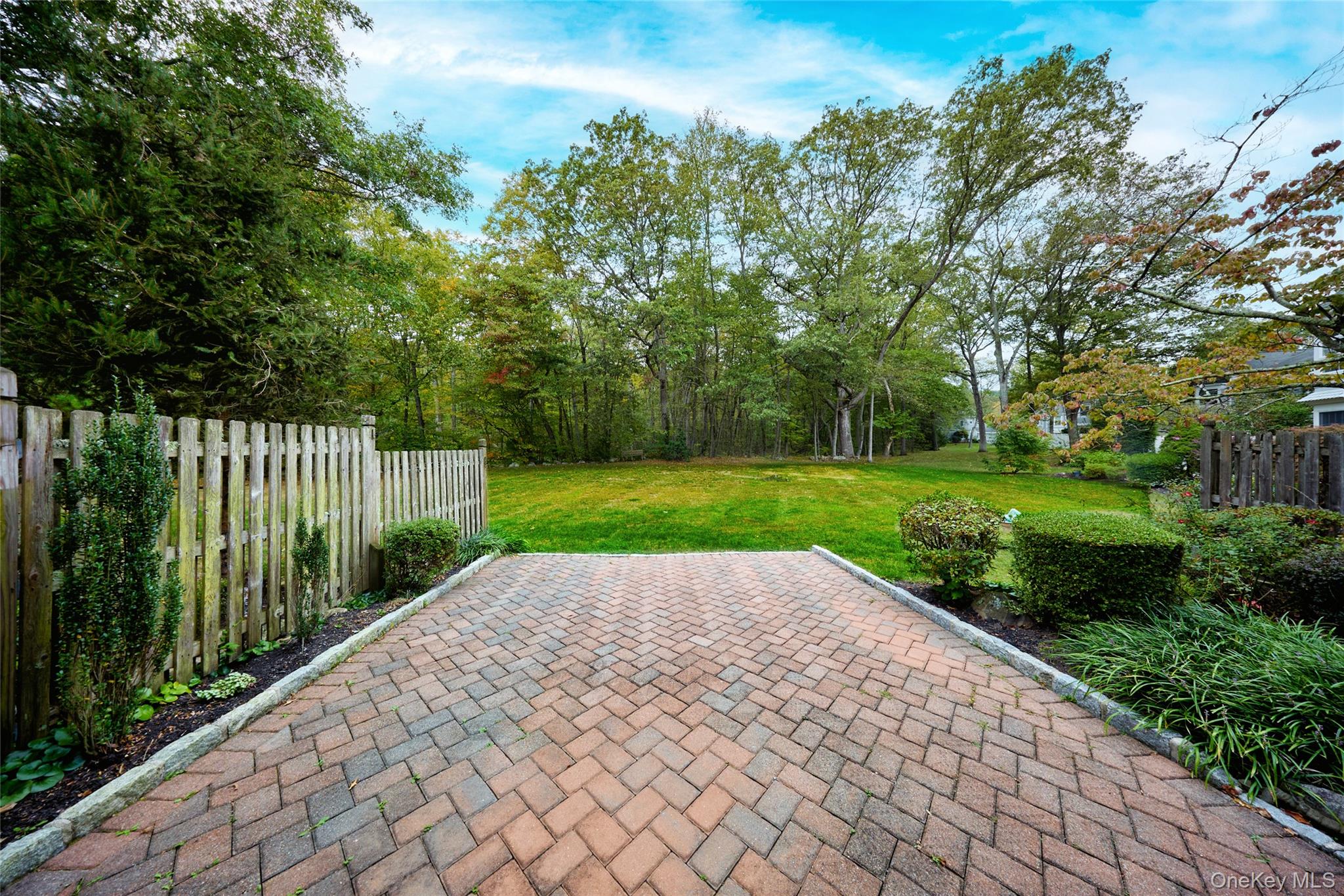 17 Woodlands Drive, Tuxedo Park, NY 10987