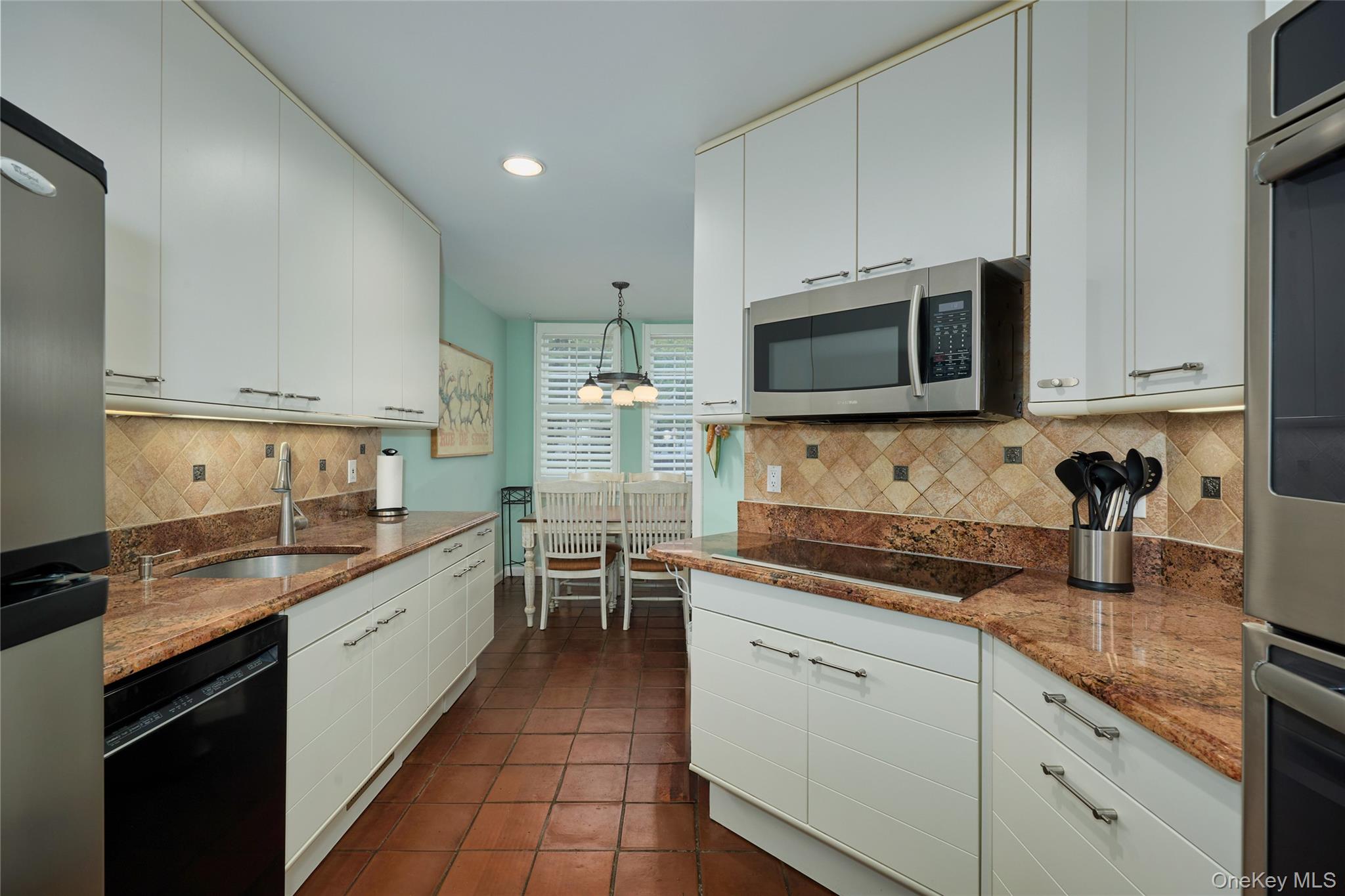 17 Woodlands Drive, Tuxedo Park, NY 10987