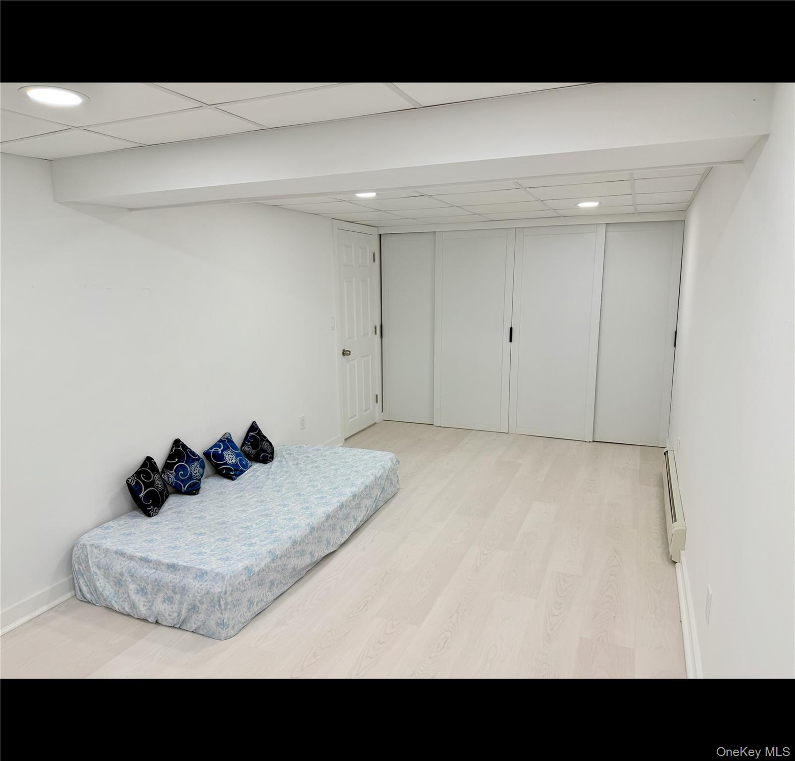 27 Central Avenue, North Babylon, NY 11703