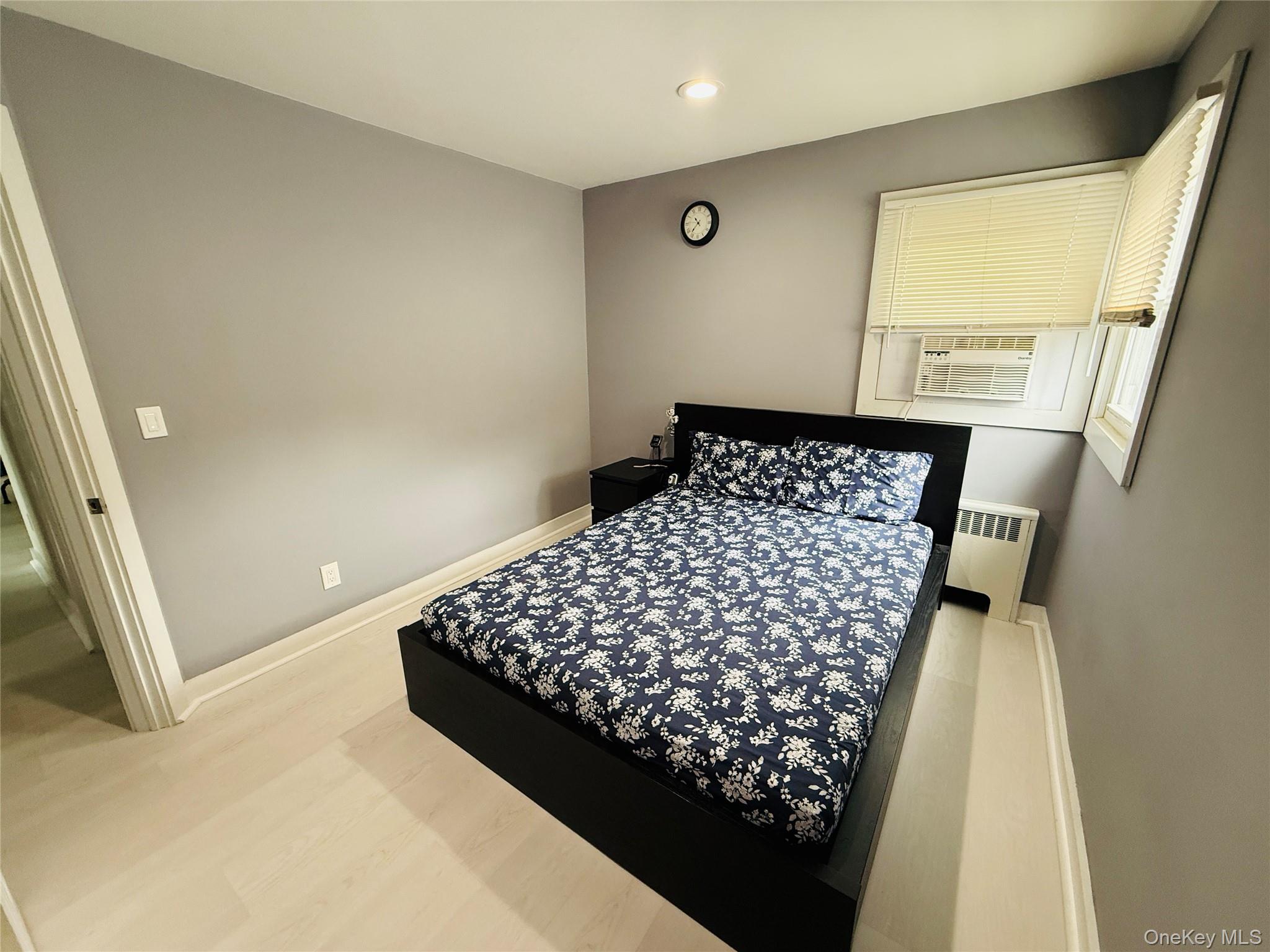 27 Central Avenue, North Babylon, NY 11703