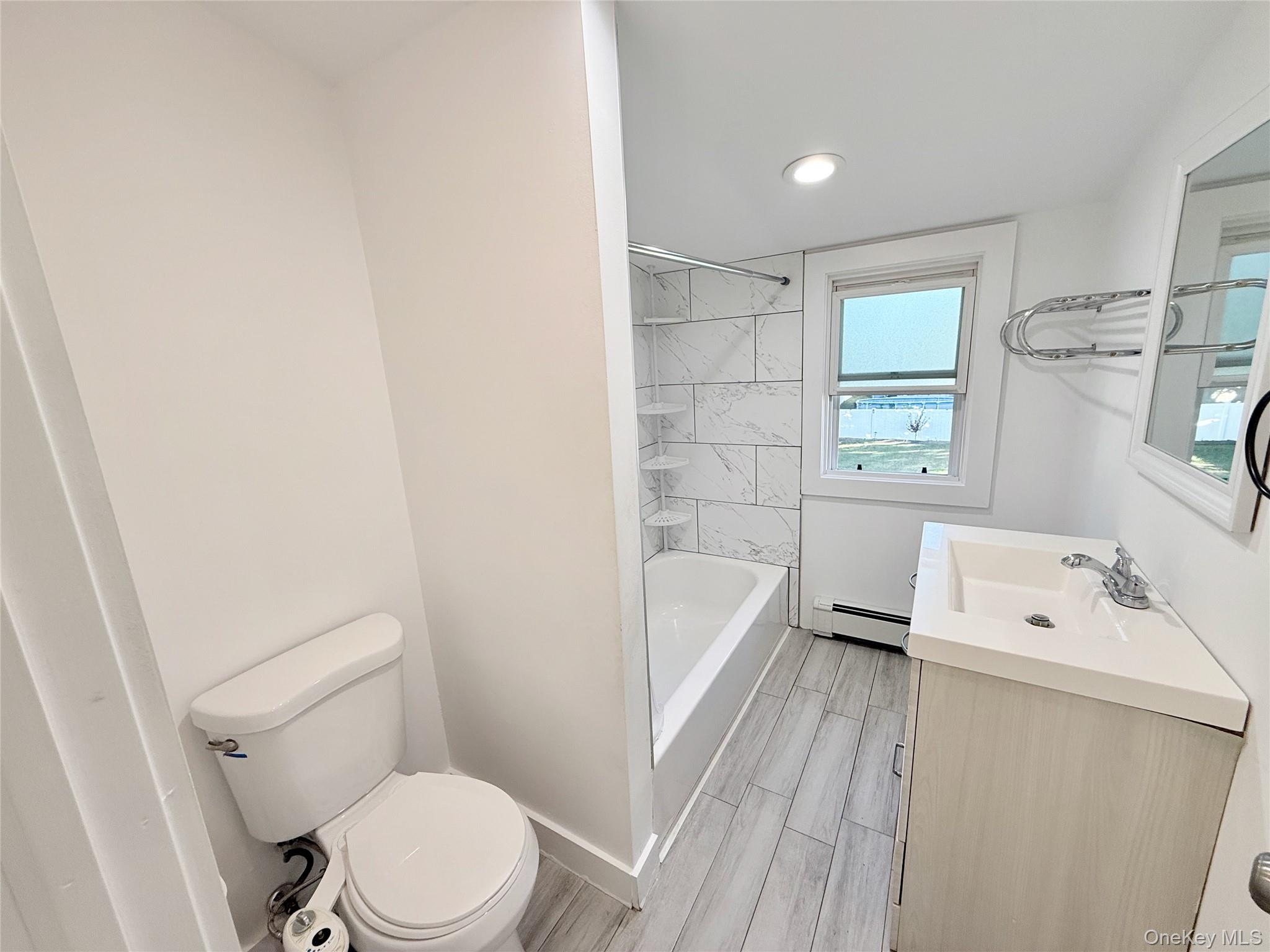 27 Central Avenue, North Babylon, NY 11703