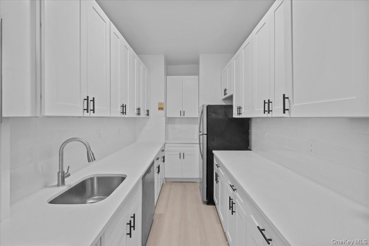 109 Seaman Avenue # 4C, New York (Manhattan), NY 10034