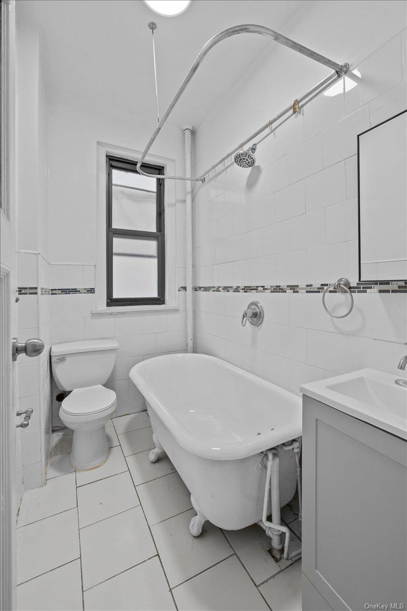 109 Seaman Avenue # 4C, New York (Manhattan), NY 10034