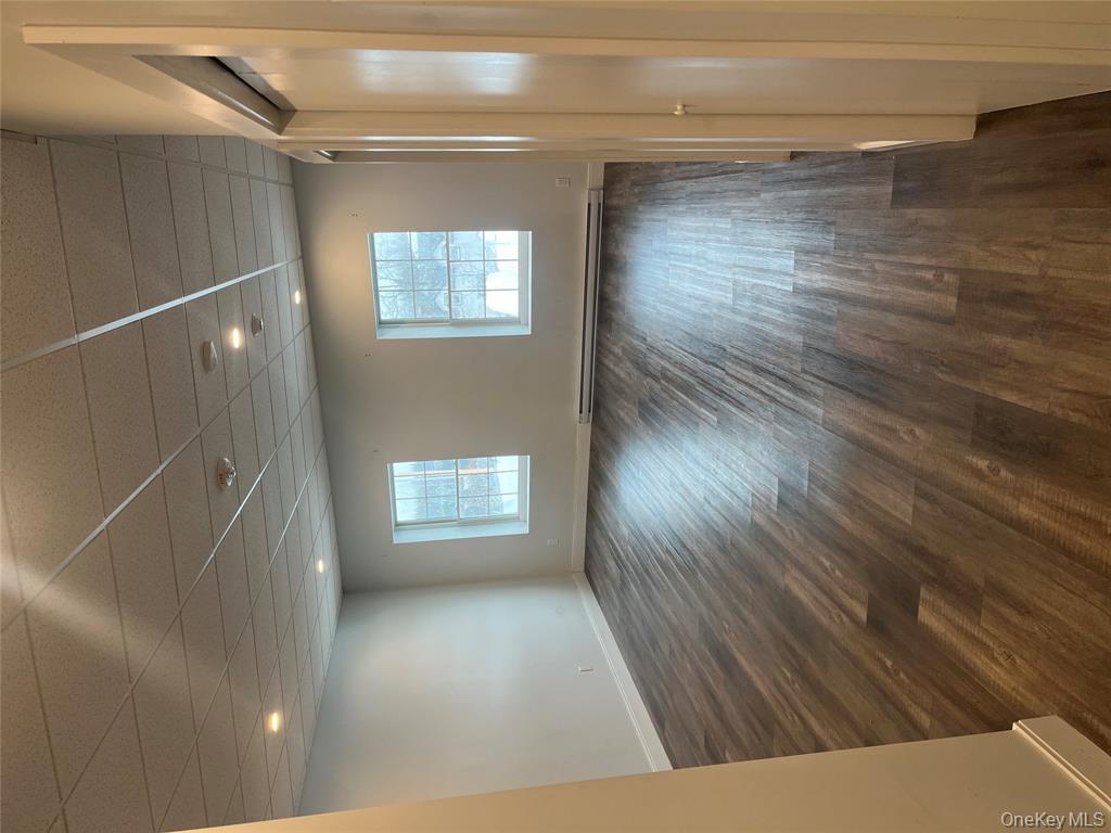 262 E Main Street # D, Babylon, NY 11702