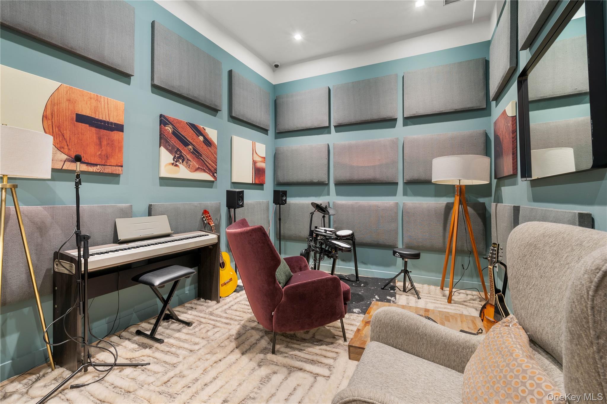 21-21 31st Street # 4E, Astoria, NY 11105