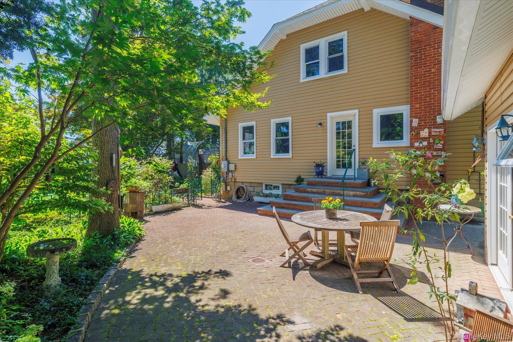 441 New York Avenue, Baldwin, NY 11510