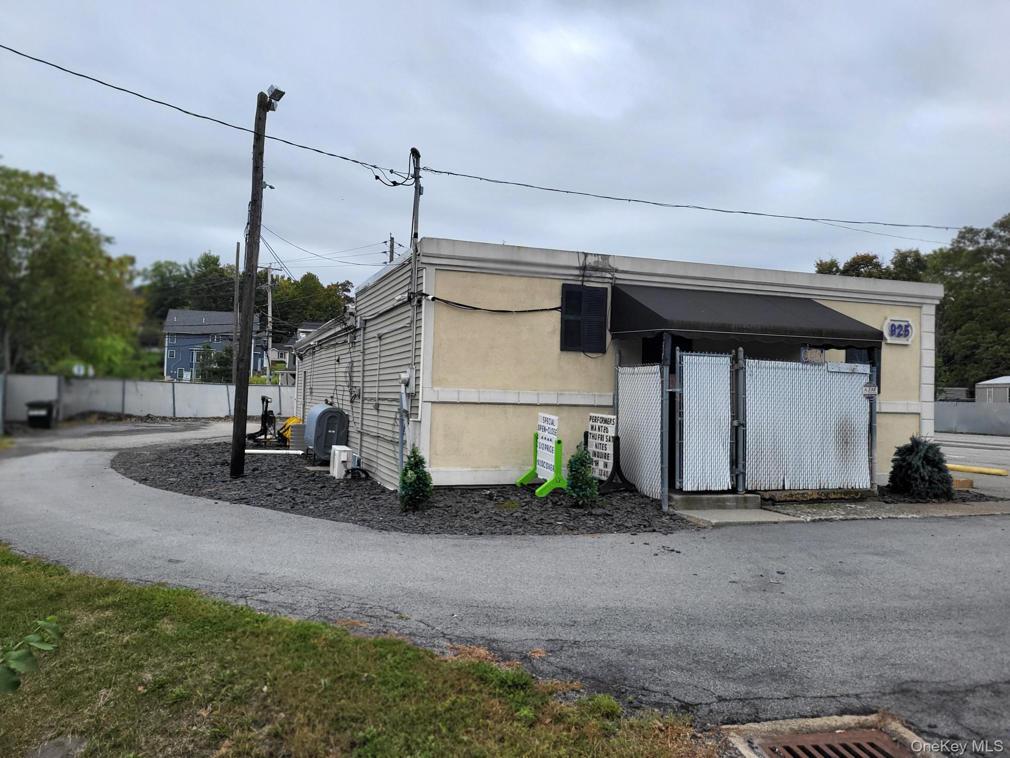 929 Little Britain Road, New Windsor, NY 12553