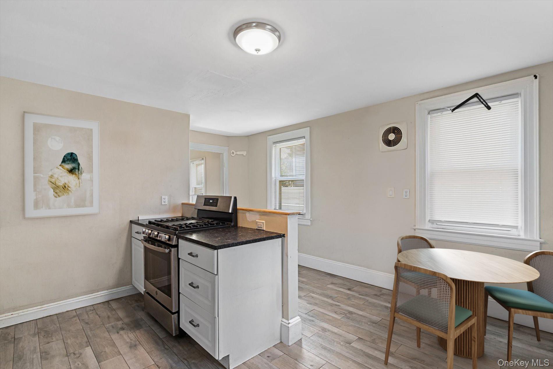 20 Waldo Avenue, Greenvale, NY 11548