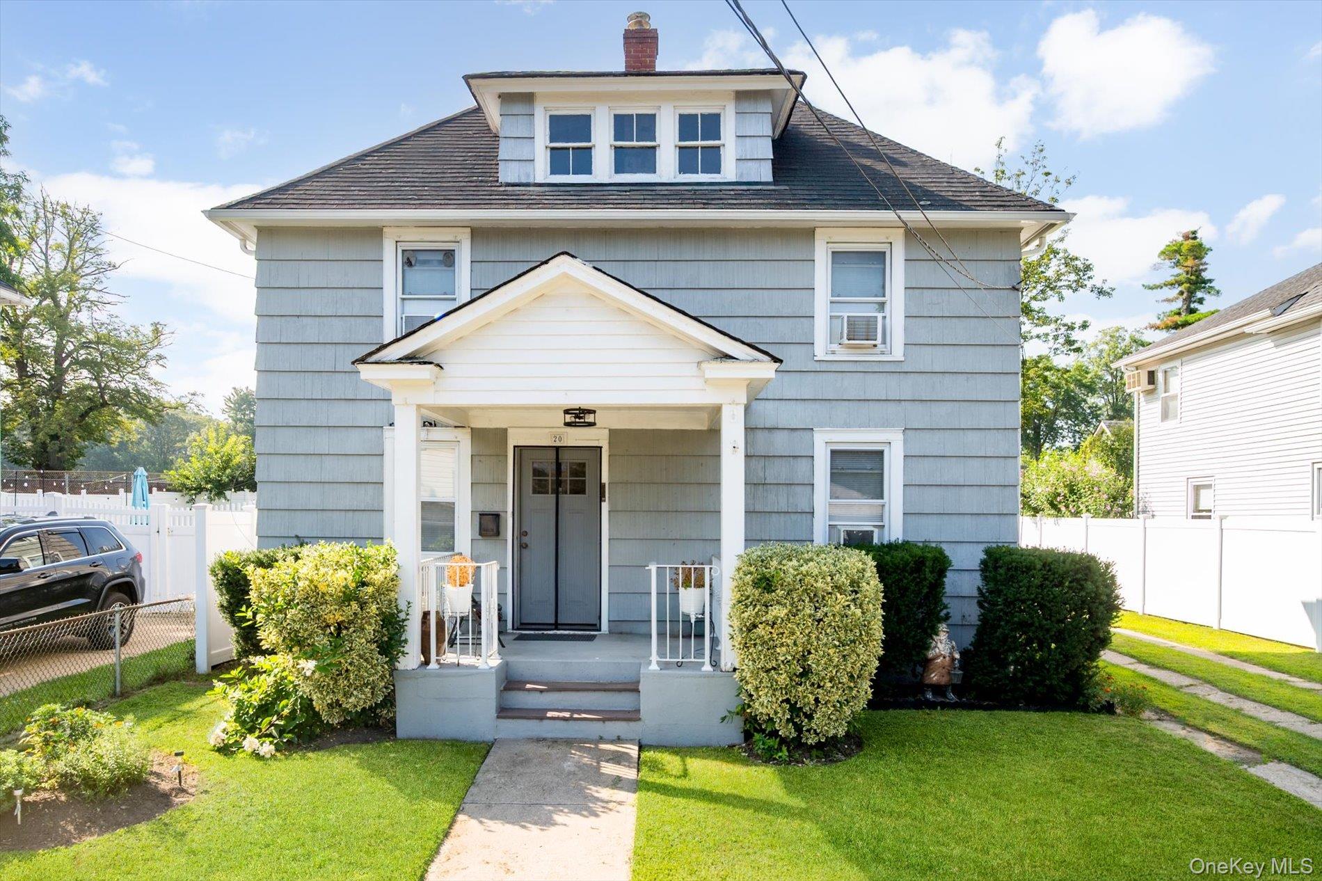 20 Waldo Avenue, Greenvale, NY 11548