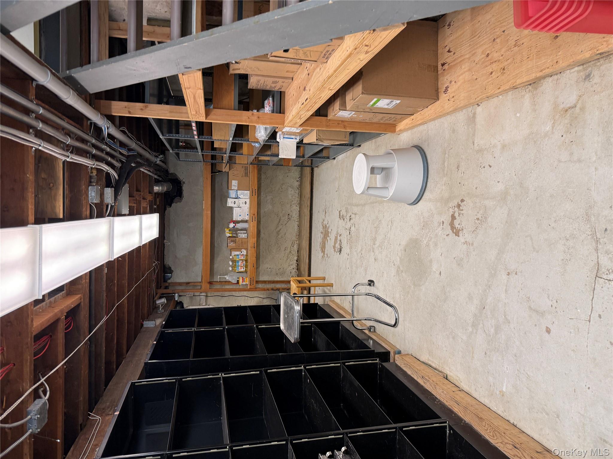 57 N Middletown Road, Nanuet, NY 10954