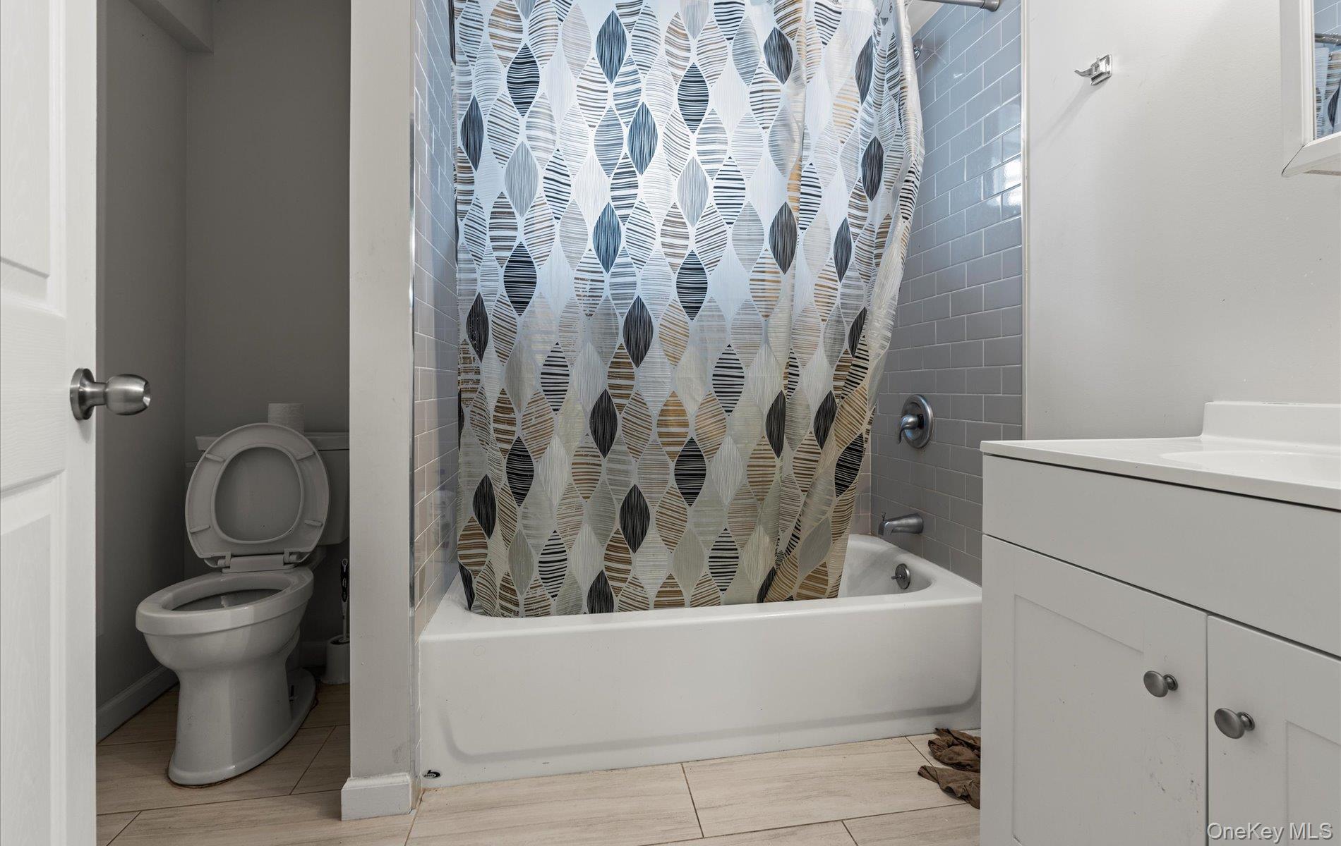 5 Northridge Street, Patchogue, NY 11772