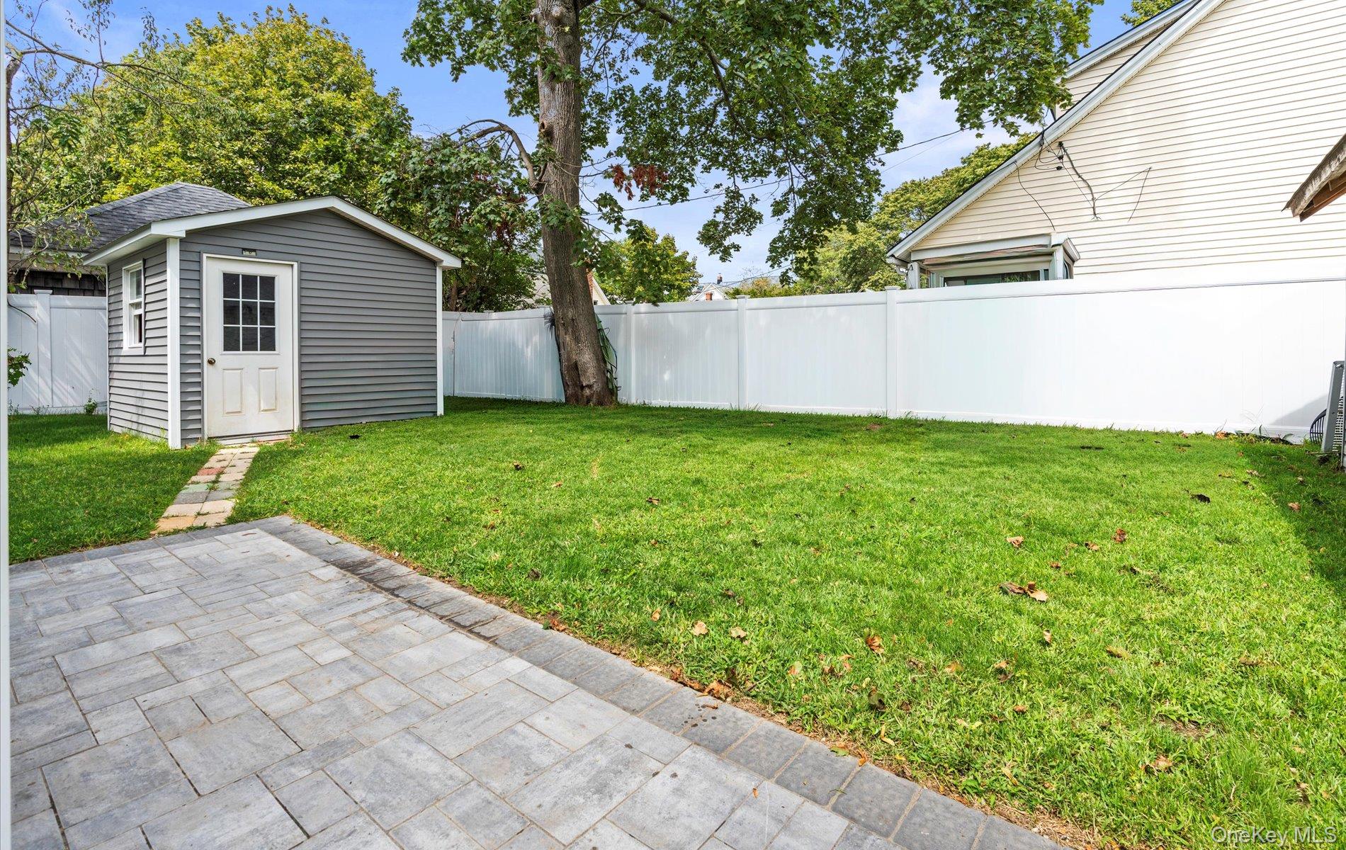 5 Northridge Street, Patchogue, NY 11772