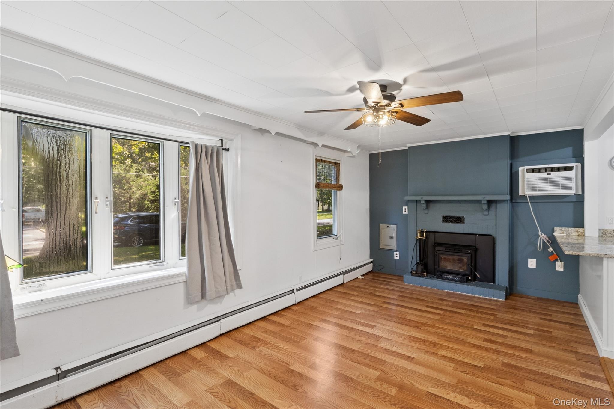 44 S Swezeytown Road, Middle Island, NY 11953