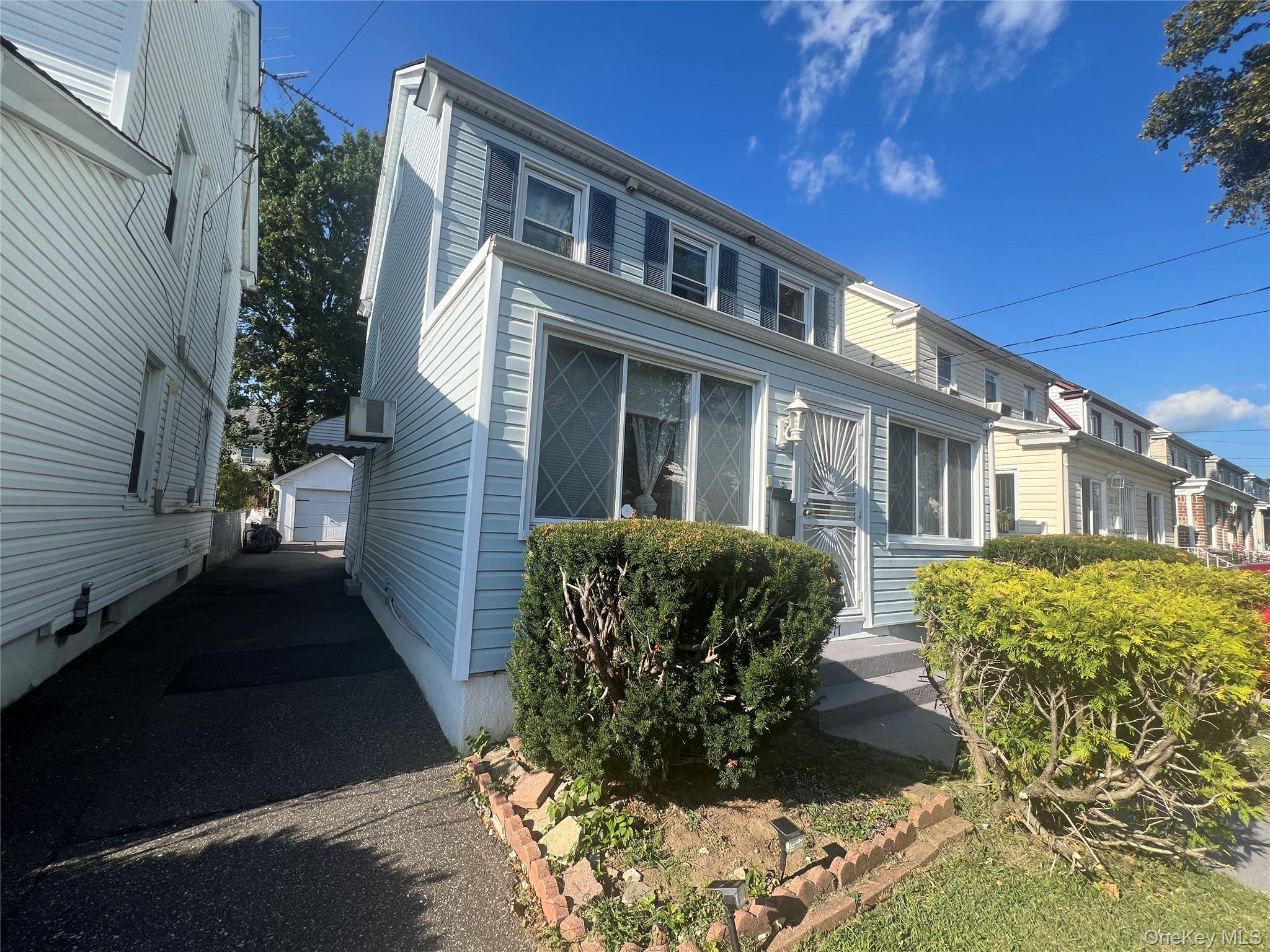 22417 Fairbury Avenue, Queens Village, NY 11428