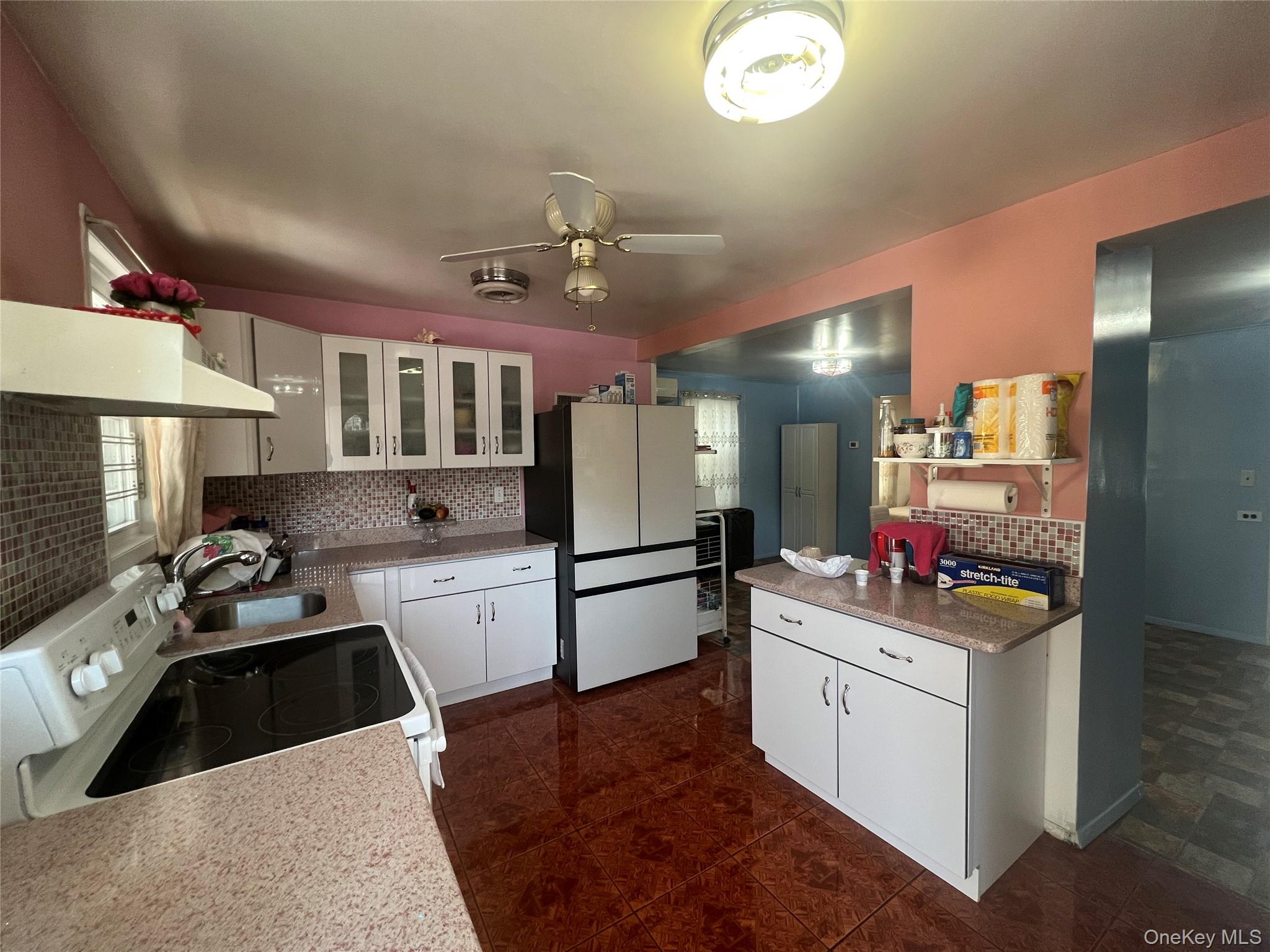 22417 Fairbury Avenue, Queens Village, NY 11428