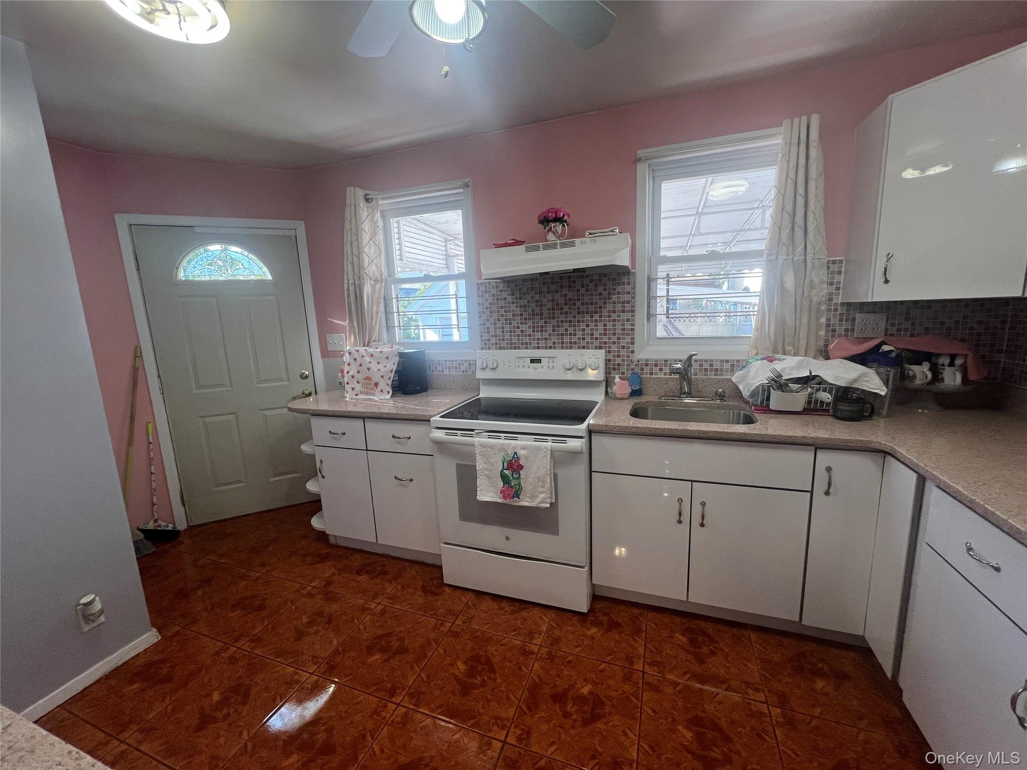 22417 Fairbury Avenue, Queens Village, NY 11428