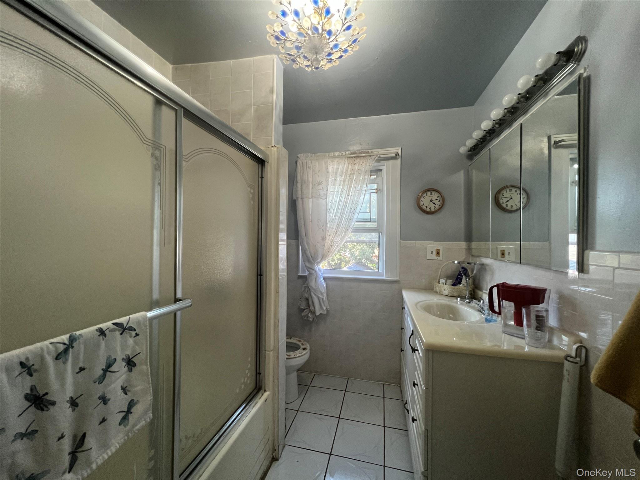 22417 Fairbury Avenue, Queens Village, NY 11428