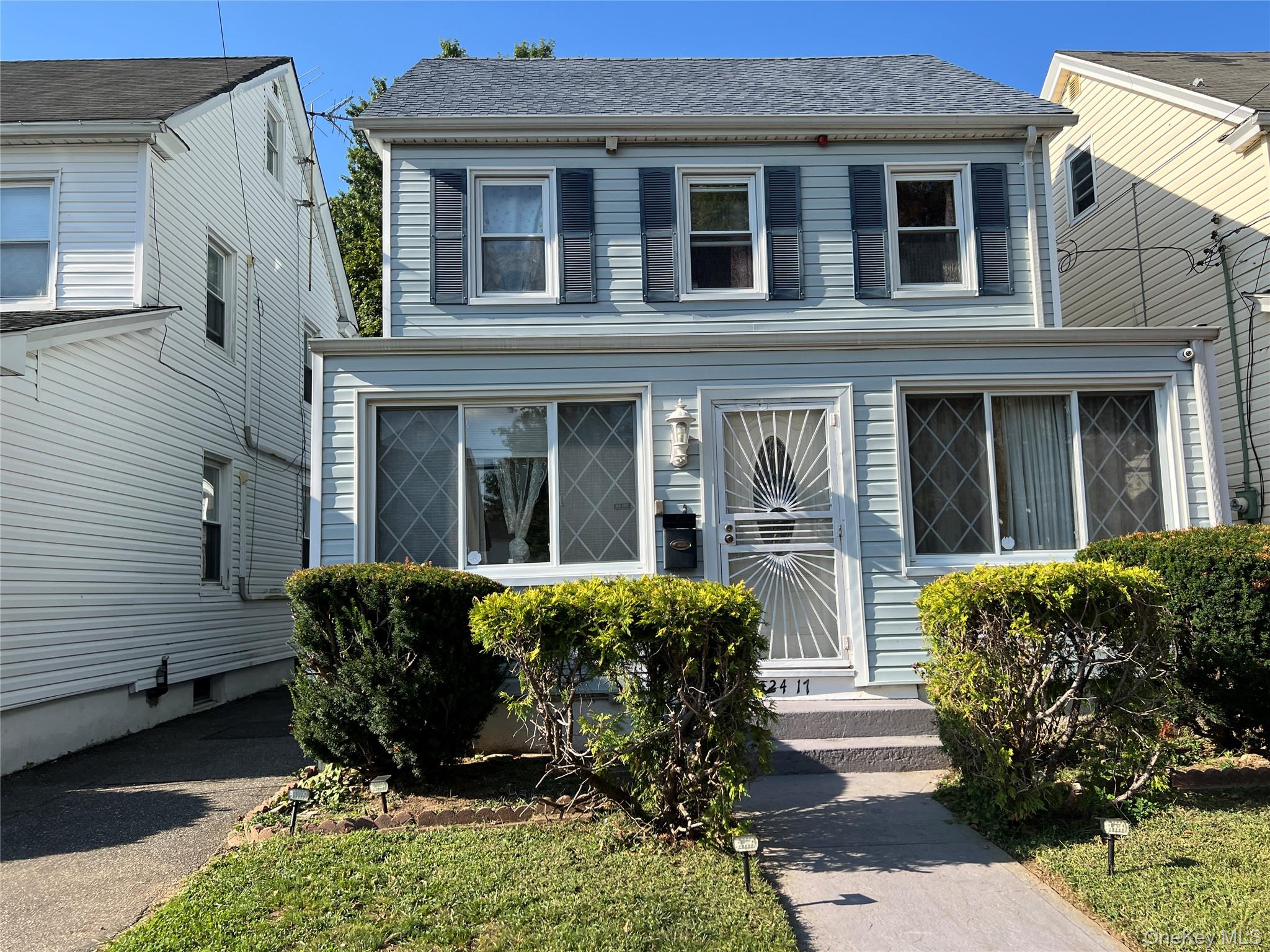 22417 Fairbury Avenue, Queens Village, NY 11428