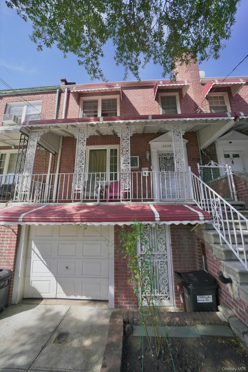 2929 Fenton Ave Avenue, Bronx, NY 10469