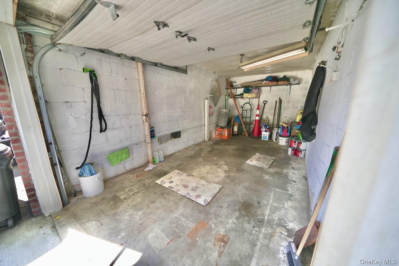 2929 Fenton Ave Avenue, Bronx, NY 10469