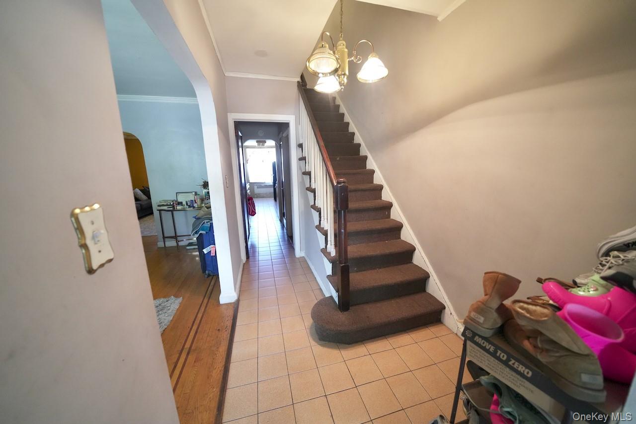 2929 Fenton Ave Avenue, Bronx, NY 10469