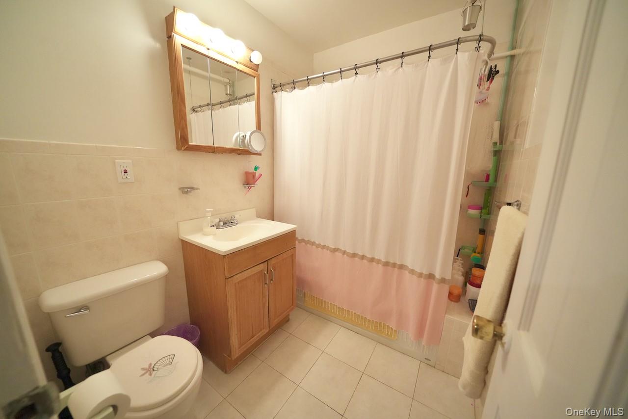 2929 Fenton Ave Avenue, Bronx, NY 10469