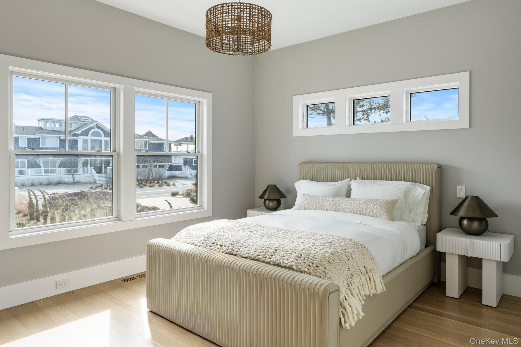 686 Dune Road, Westhampton Dunes, NY 11978