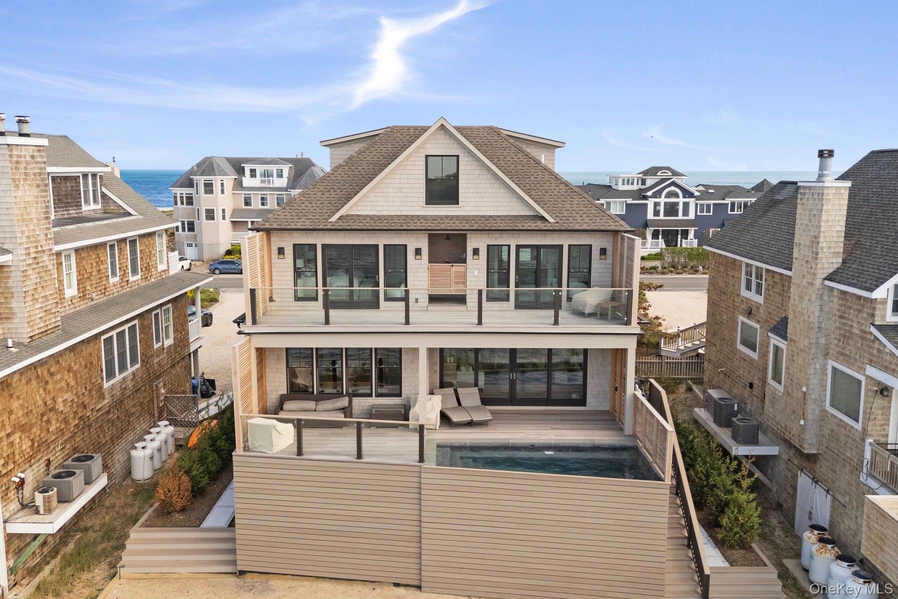 686 Dune Road, Westhampton Dunes, NY 11978