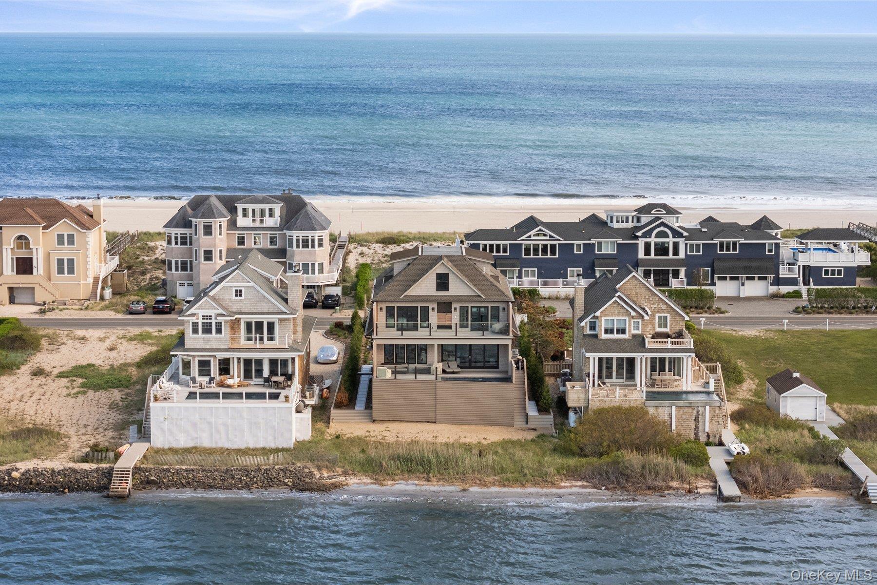 686 Dune Road, Westhampton Dunes, NY 11978