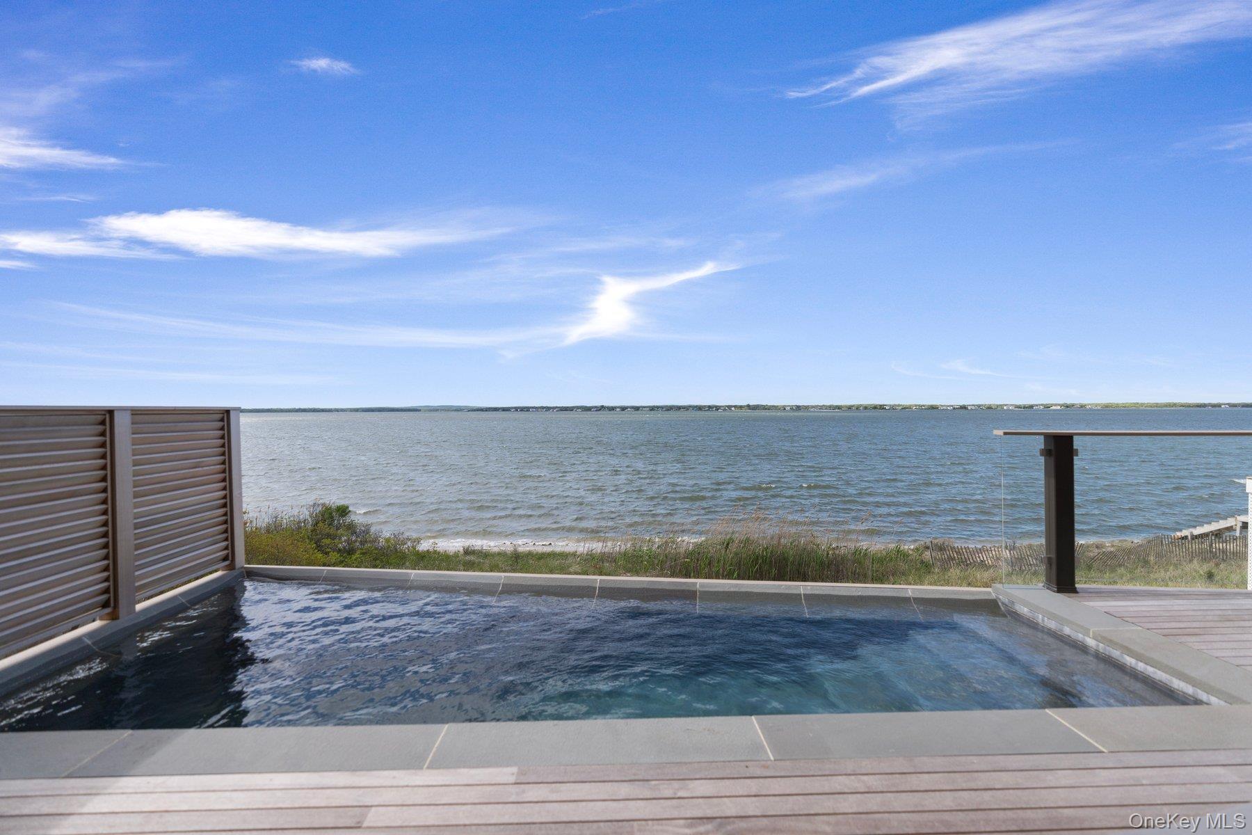 686 Dune Road, Westhampton Dunes, NY 11978