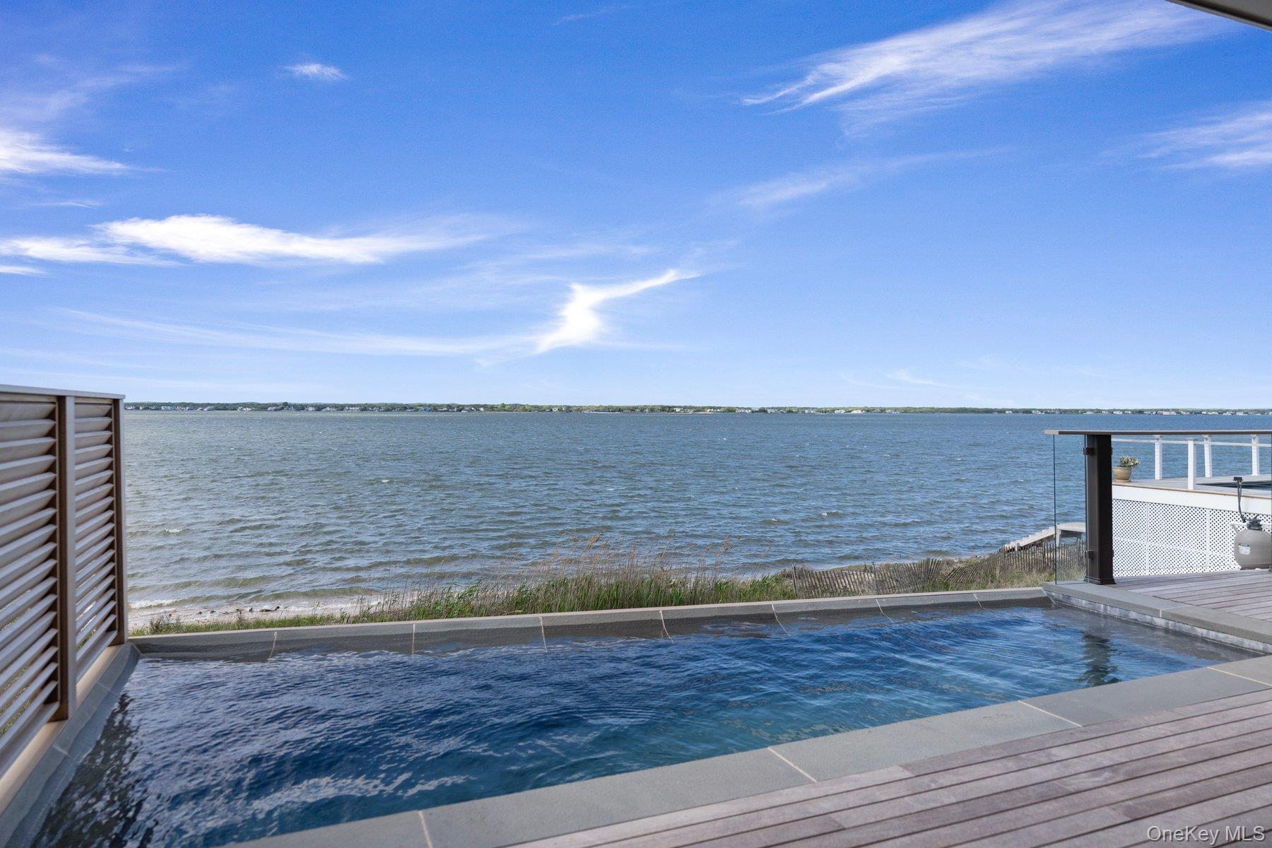 686 Dune Road, Westhampton Dunes, NY 11978