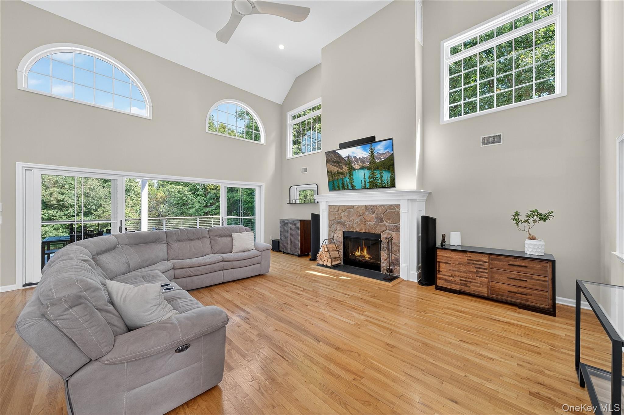 9 Horse Hill Lane, Warwick, NY 10990