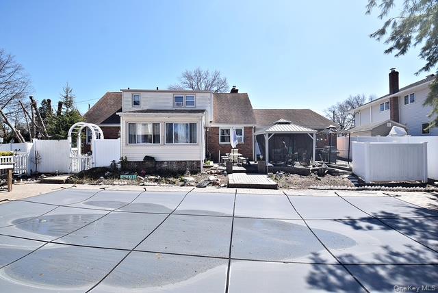 2900 Stevens Street, Oceanside, NY 11572