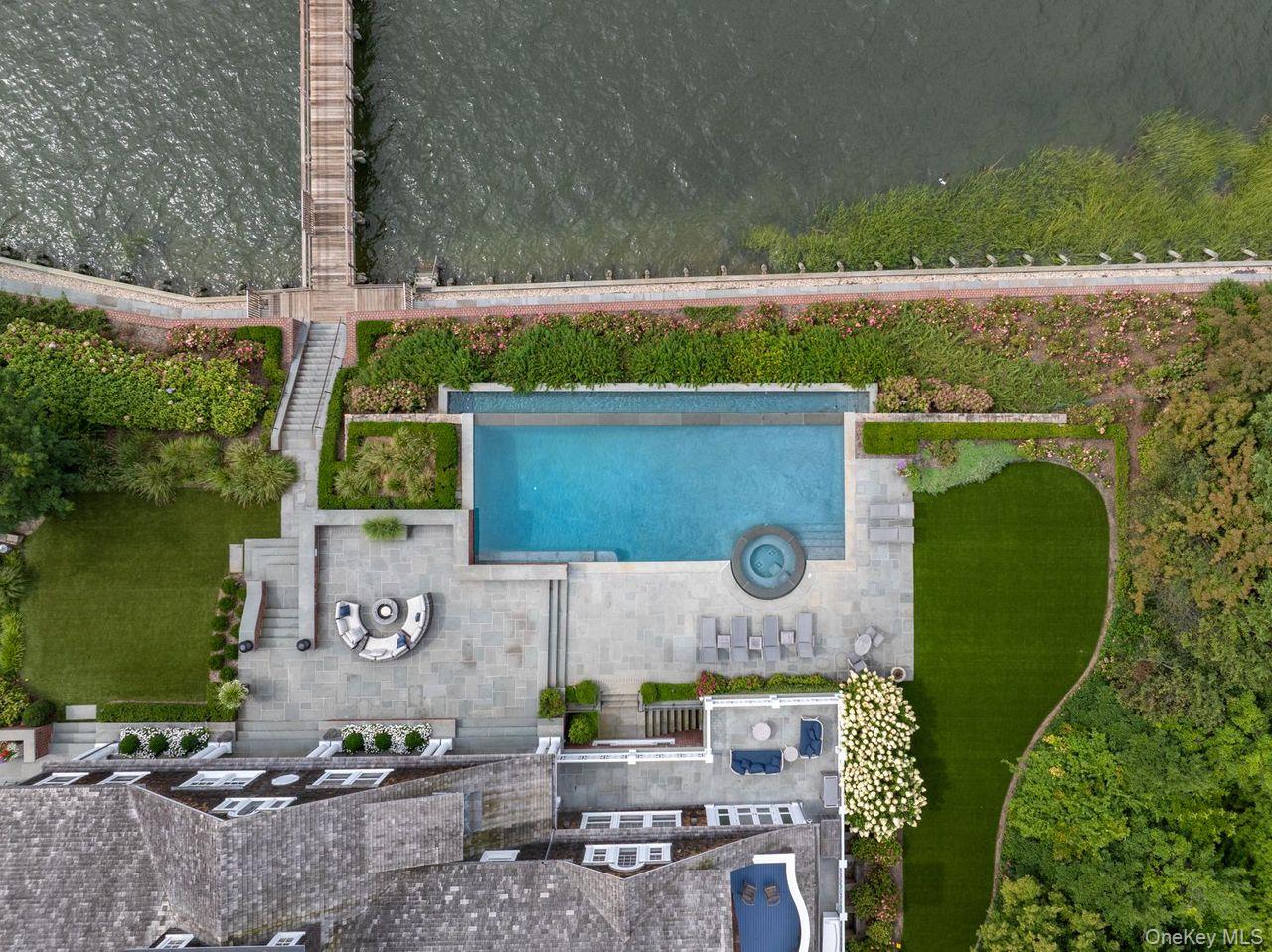 75 Cove Neck Road, Cove Neck, NY 11771