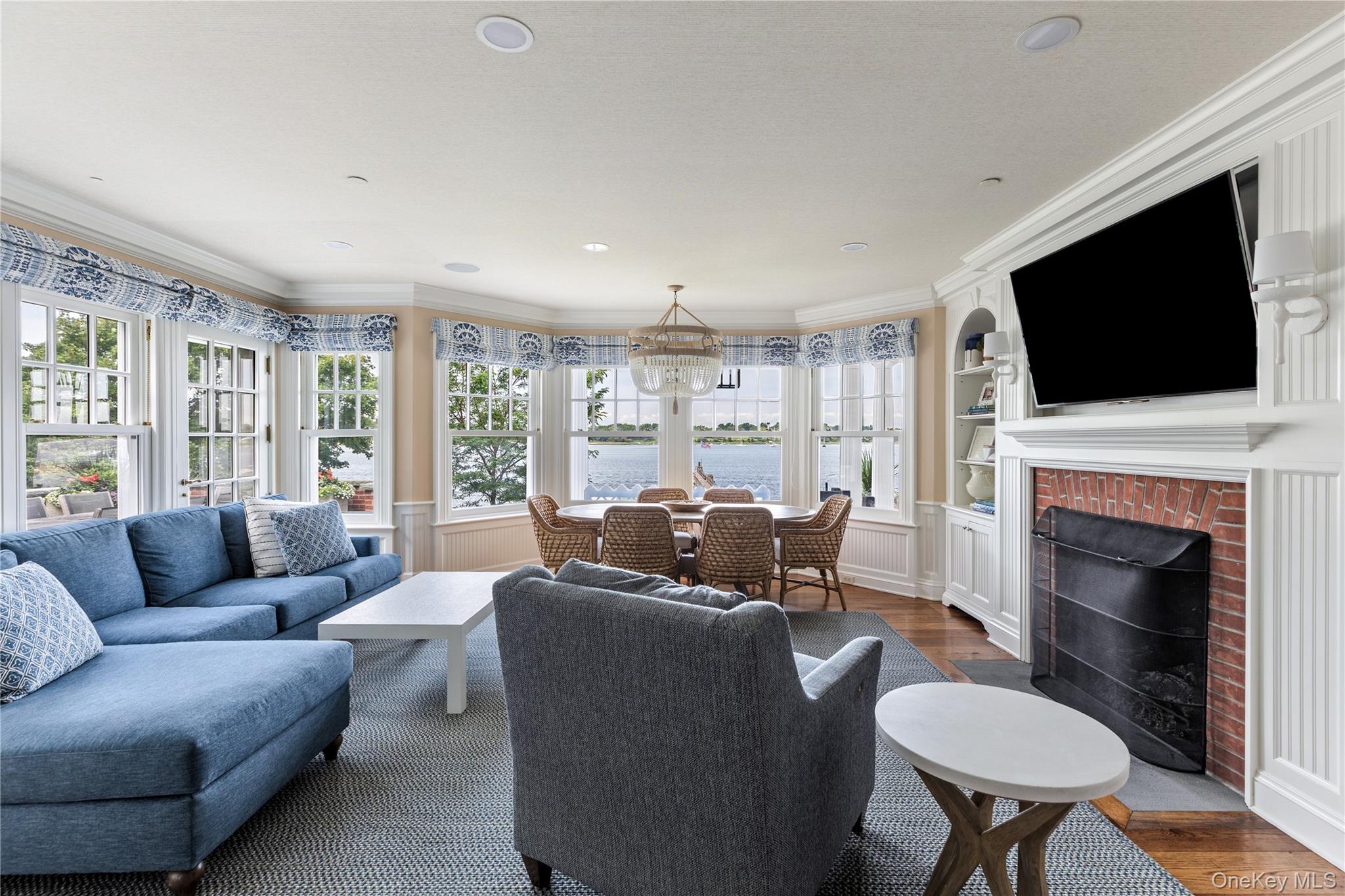 75 Cove Neck Road, Cove Neck, NY 11771