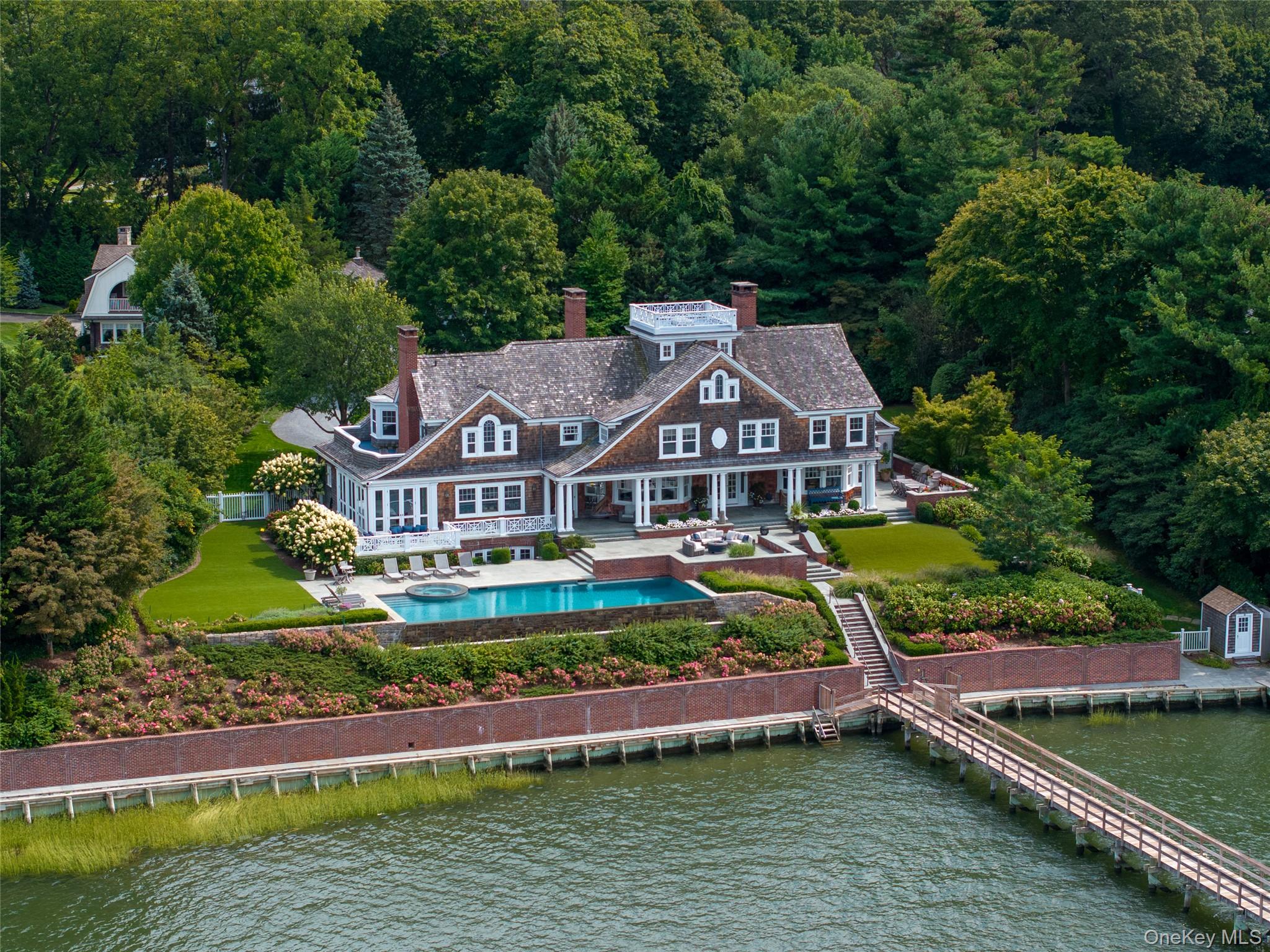 75 Cove Neck Road, Cove Neck, NY 11771