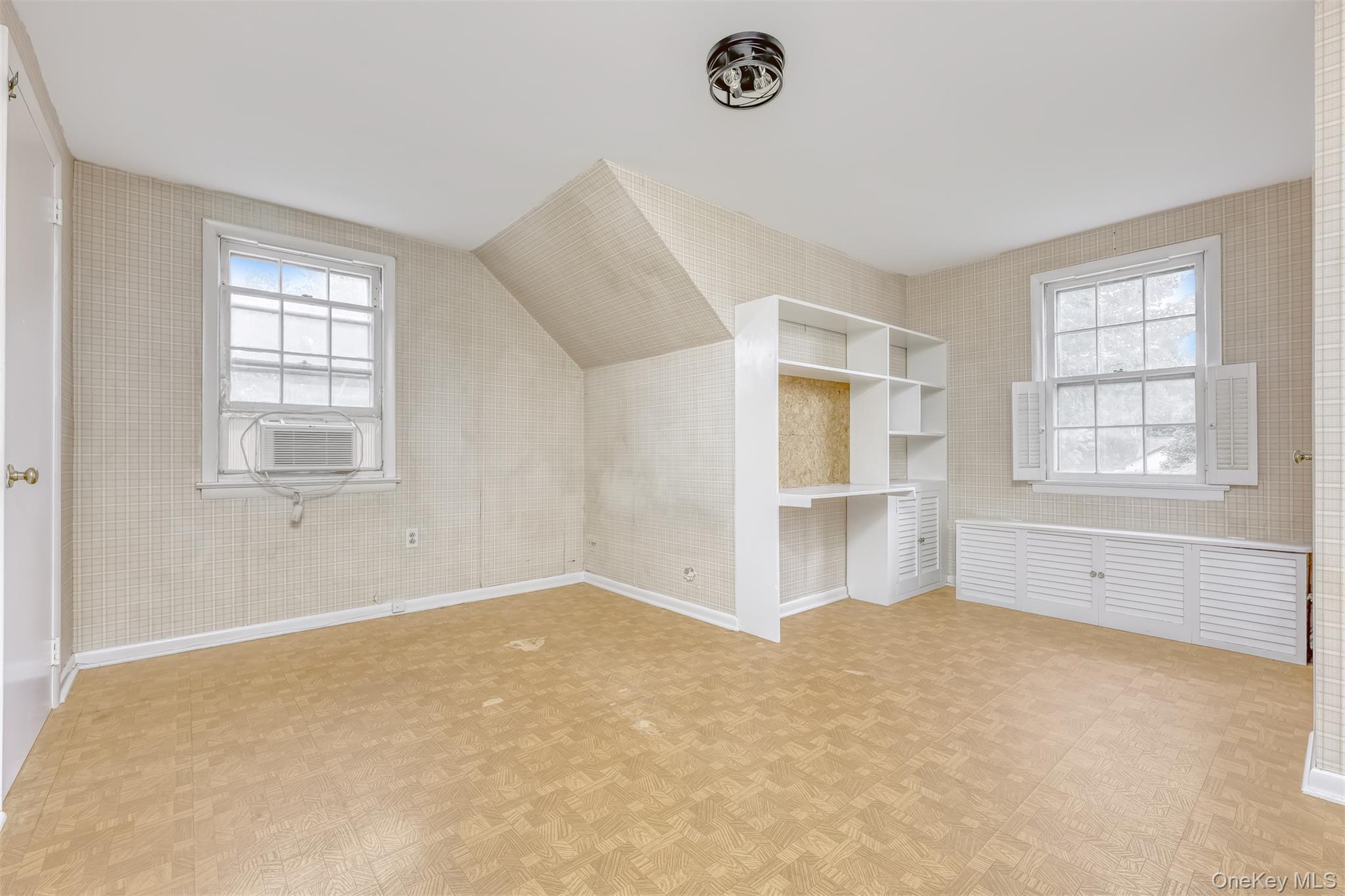 14 Church Road, Airmont, NY 10901