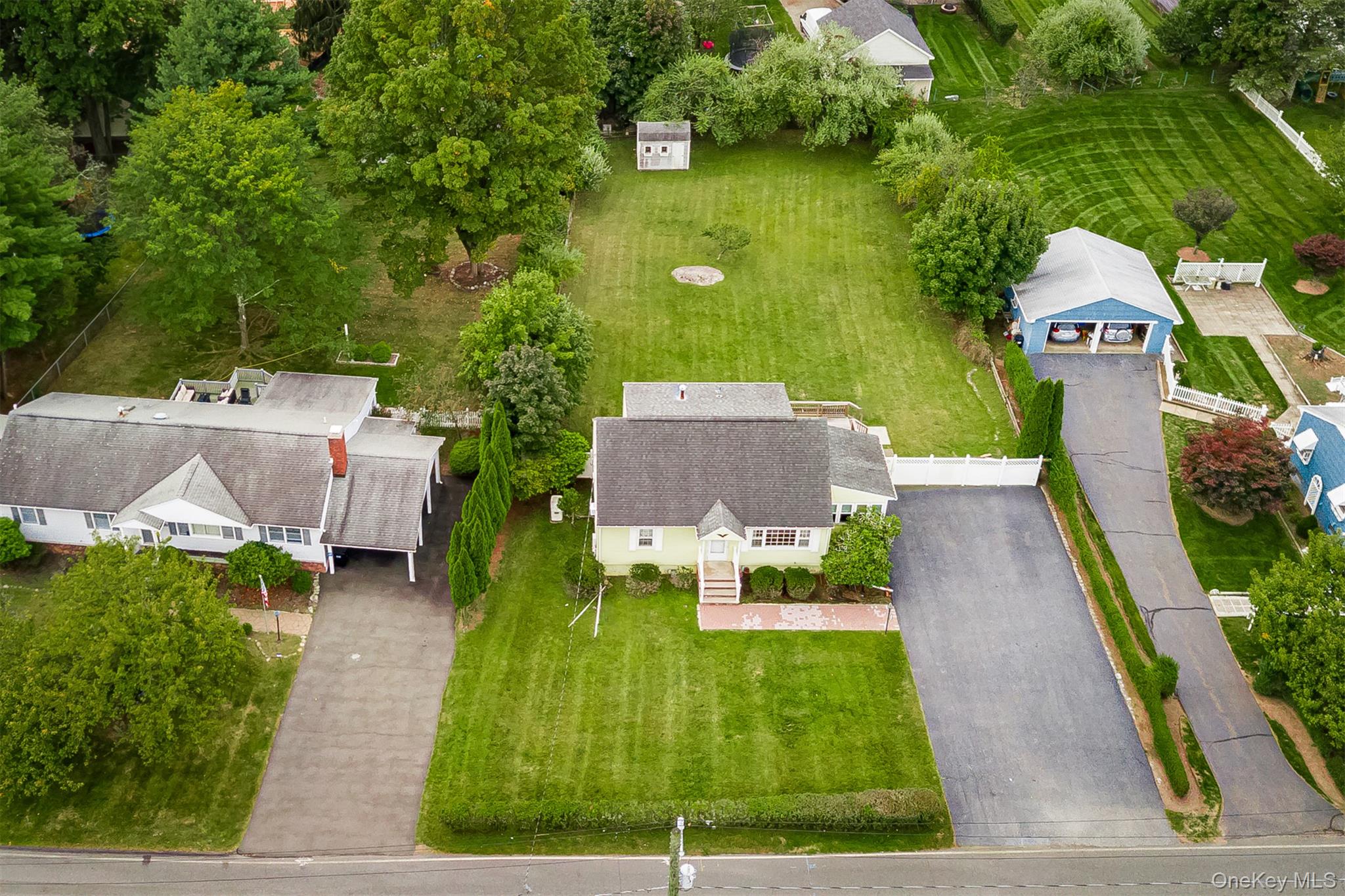 14 Church Road, Airmont, NY 10901