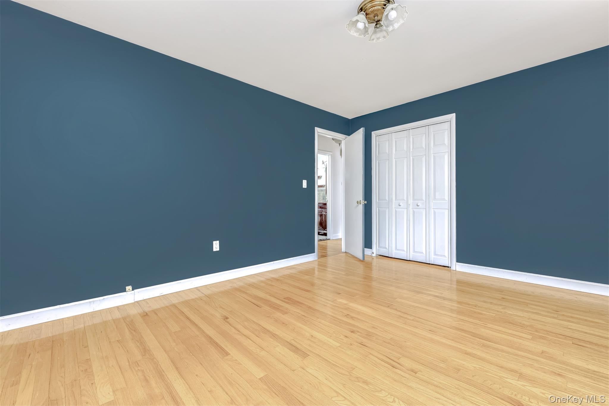 14 Church Road, Airmont, NY 10901