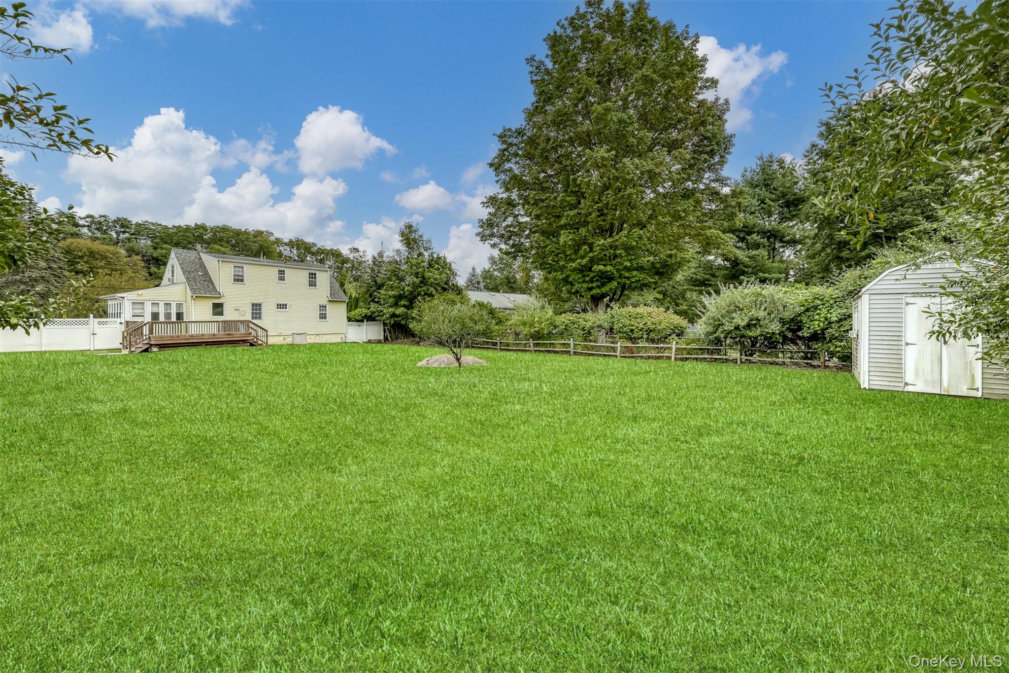 14 Church Road, Airmont, NY 10901