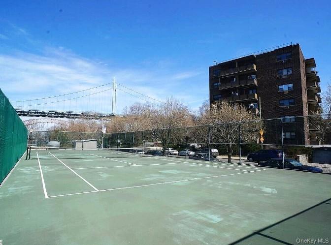 25-40 Shore Boulevard # 17K., Astoria, NY 11102