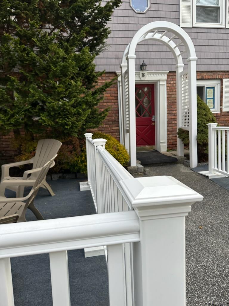 76 Bayview Avenue # C, Northport, NY 11768