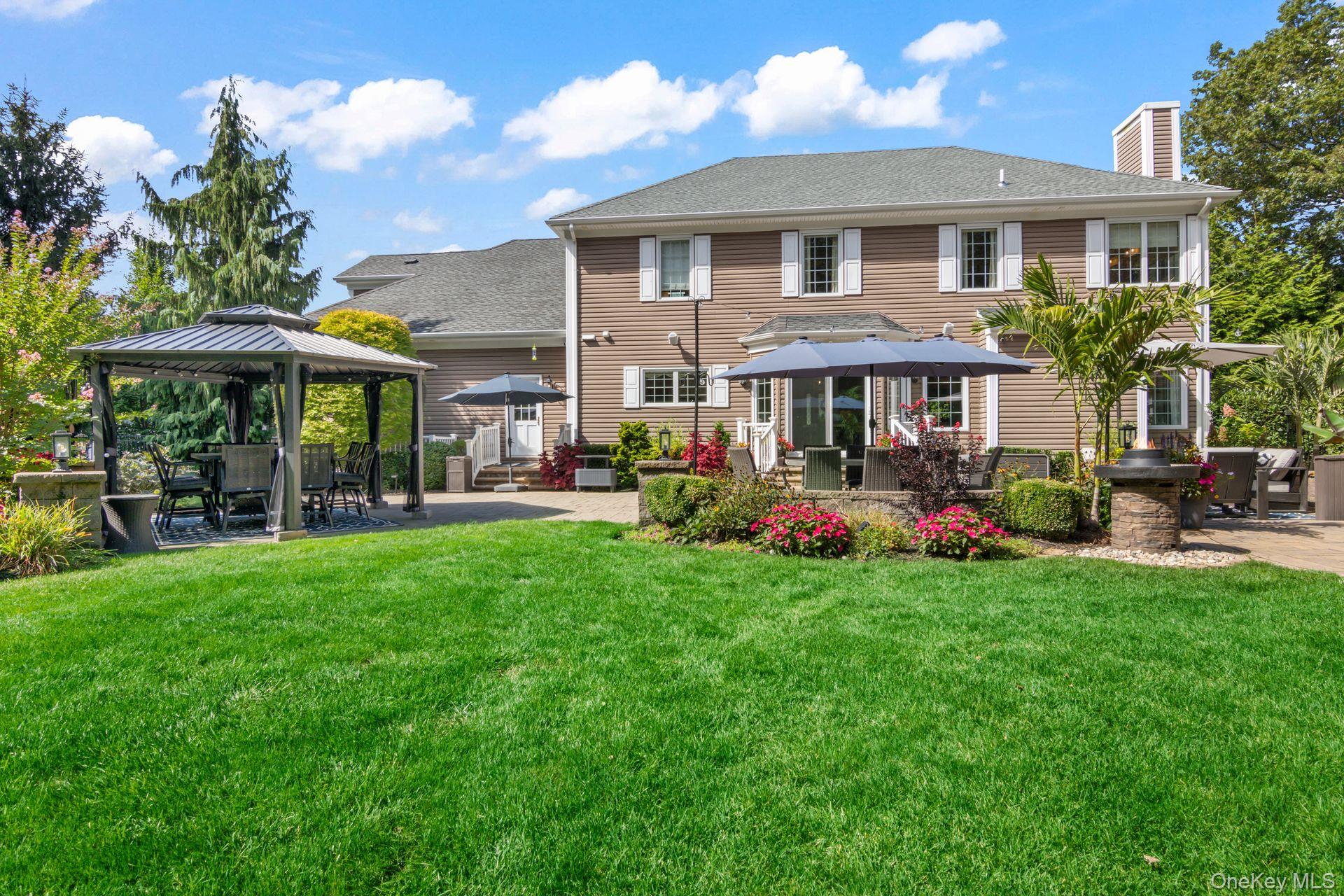 87 Mayfair Road, Nesconset, NY 11767