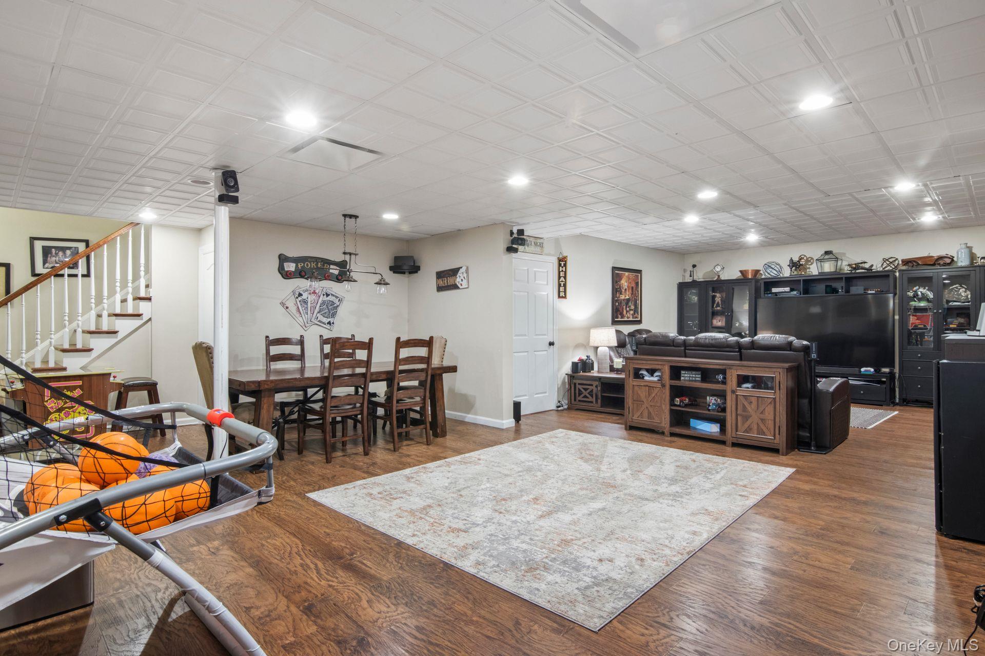 87 Mayfair Road, Nesconset, NY 11767