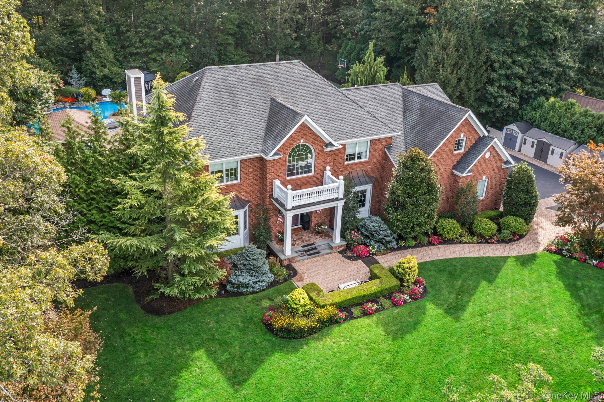 87 Mayfair Road, Nesconset, NY 11767