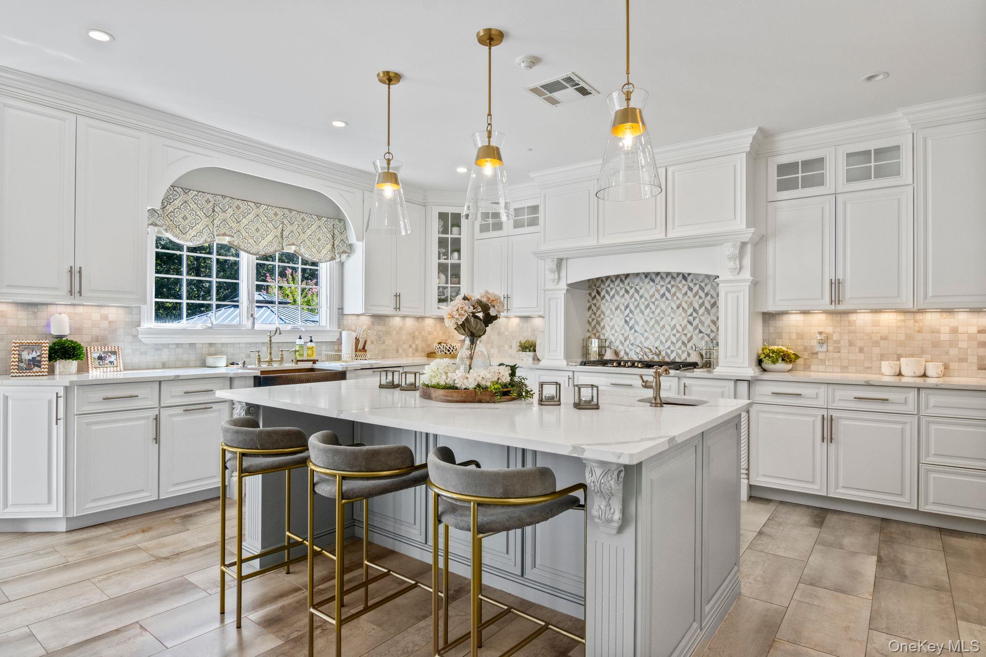 87 Mayfair Road, Nesconset, NY 11767