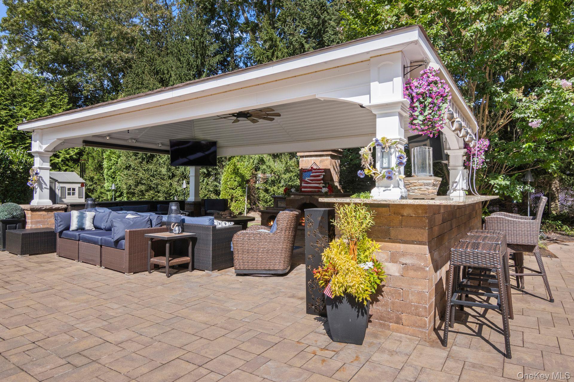 87 Mayfair Road, Nesconset, NY 11767