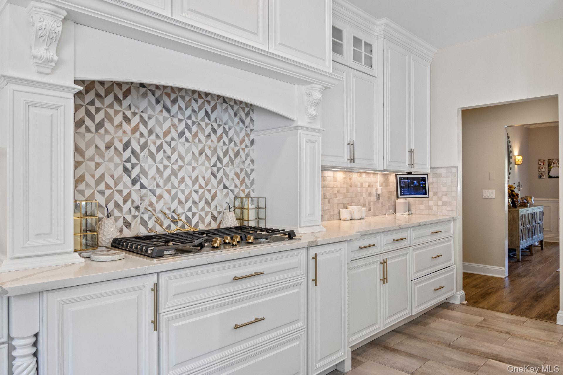 87 Mayfair Road, Nesconset, NY 11767