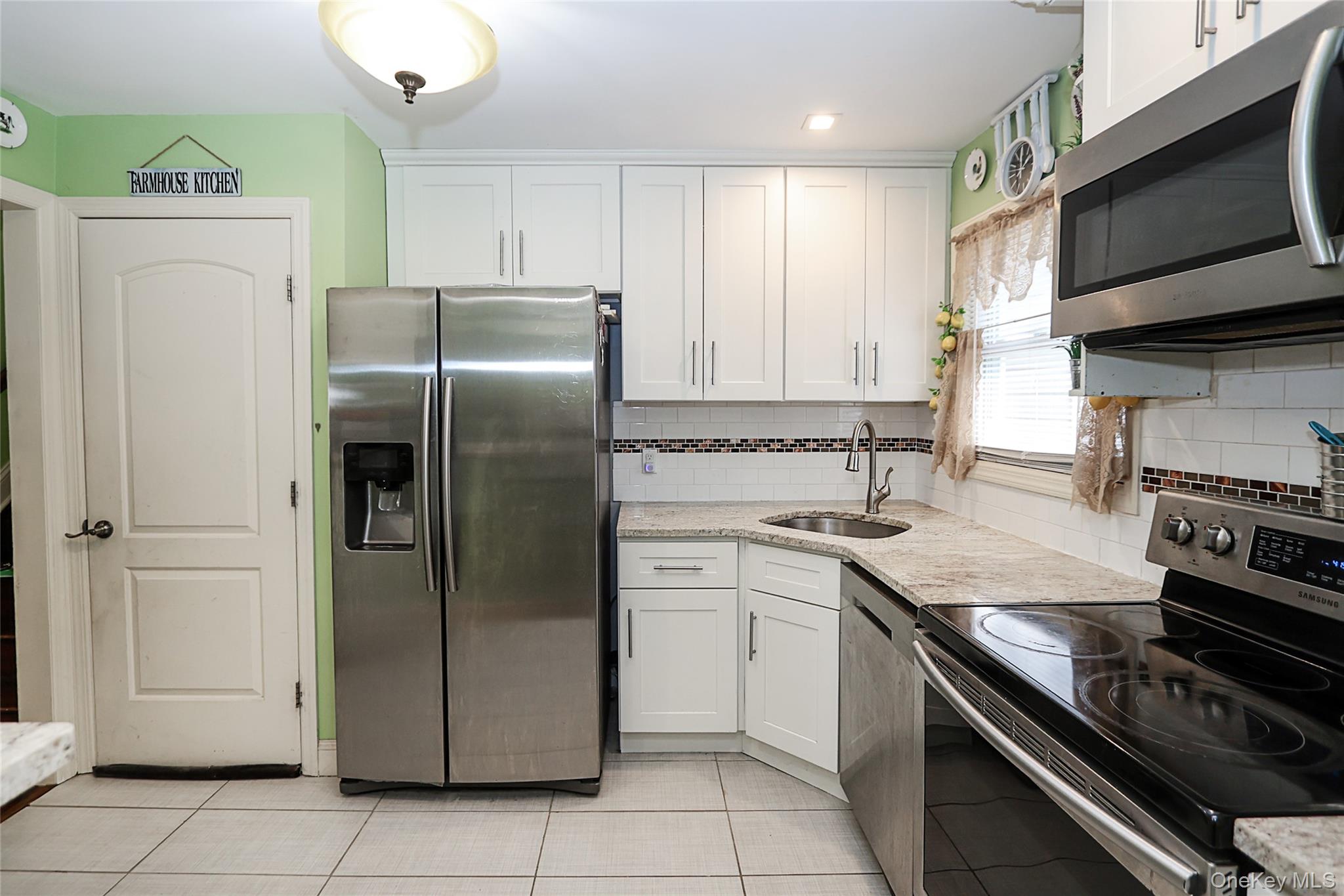 1078 Northgate Court, Uniondale, NY 11553