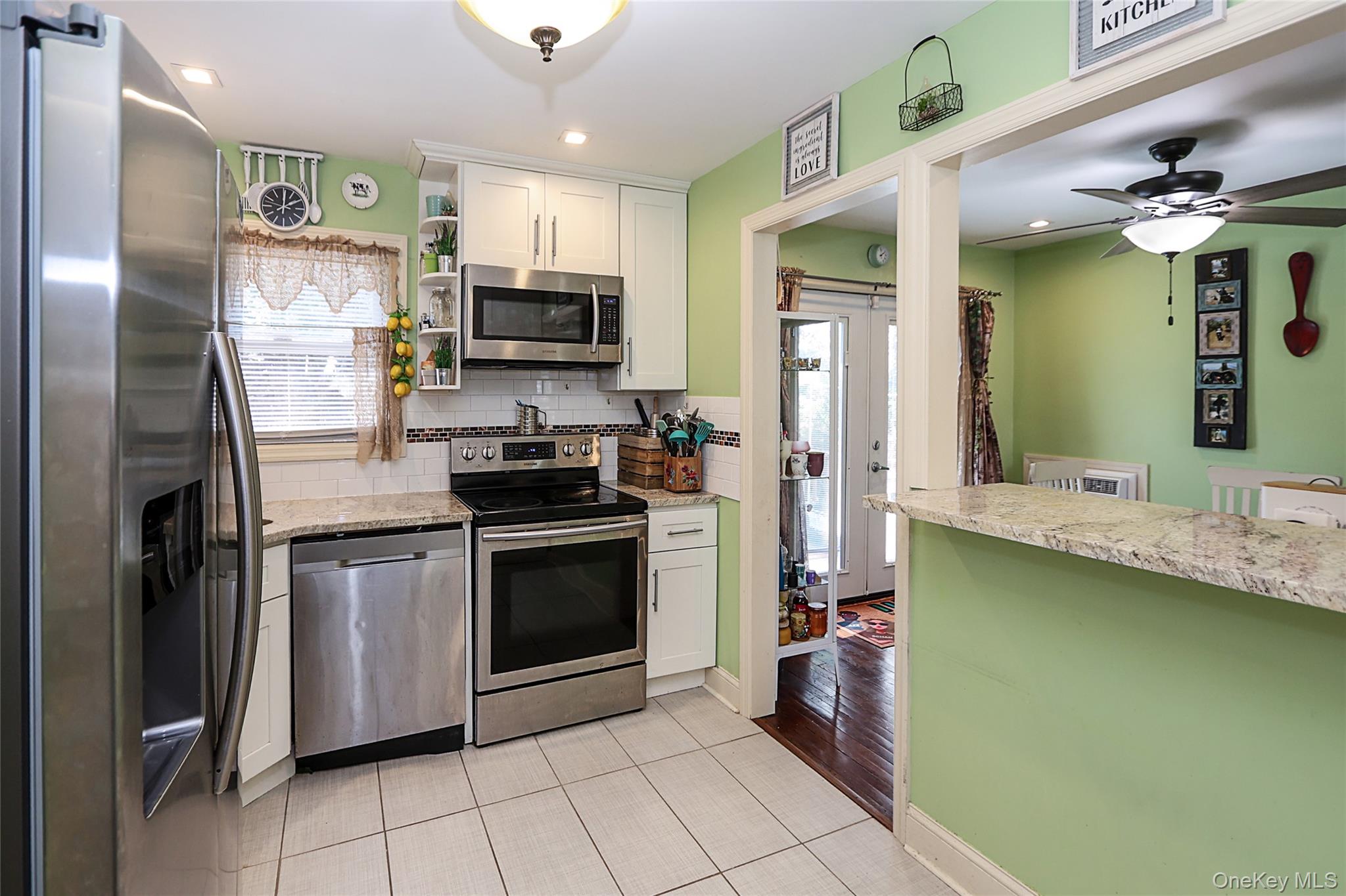 1078 Northgate Court, Uniondale, NY 11553